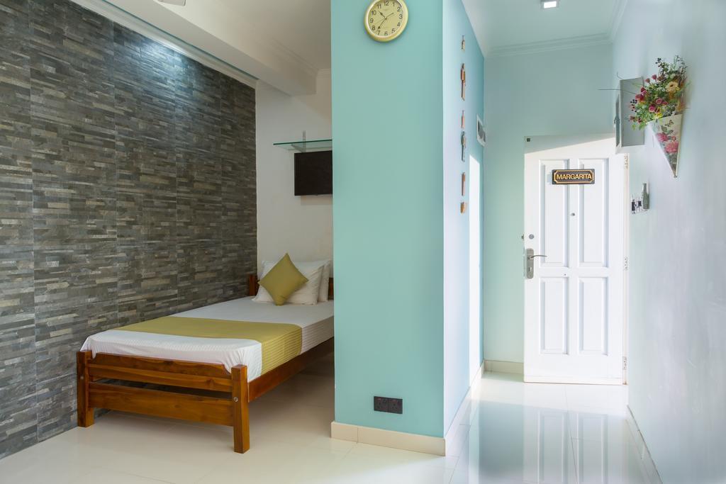 Shalom Residence Kandy Luaran gambar